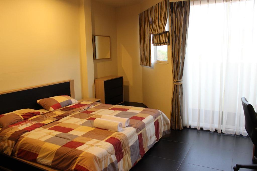 Samal Guesthouse Pattaya Rum bild