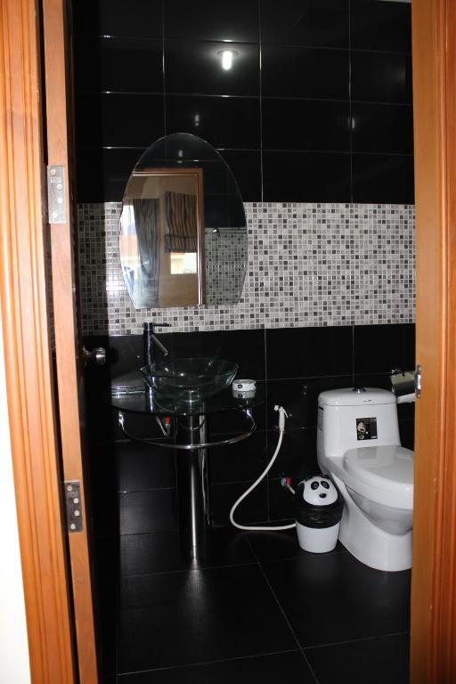 Samal Guesthouse Pattaya Rum bild